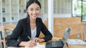 TAKRAF Project: Transporting of a ship loader and the tripper car