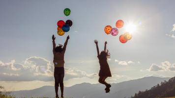 Sea-Air for the delivery of temperature-sensitive medicines